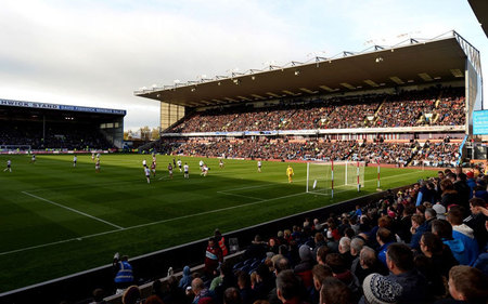 而内马尔本 而内马尔本